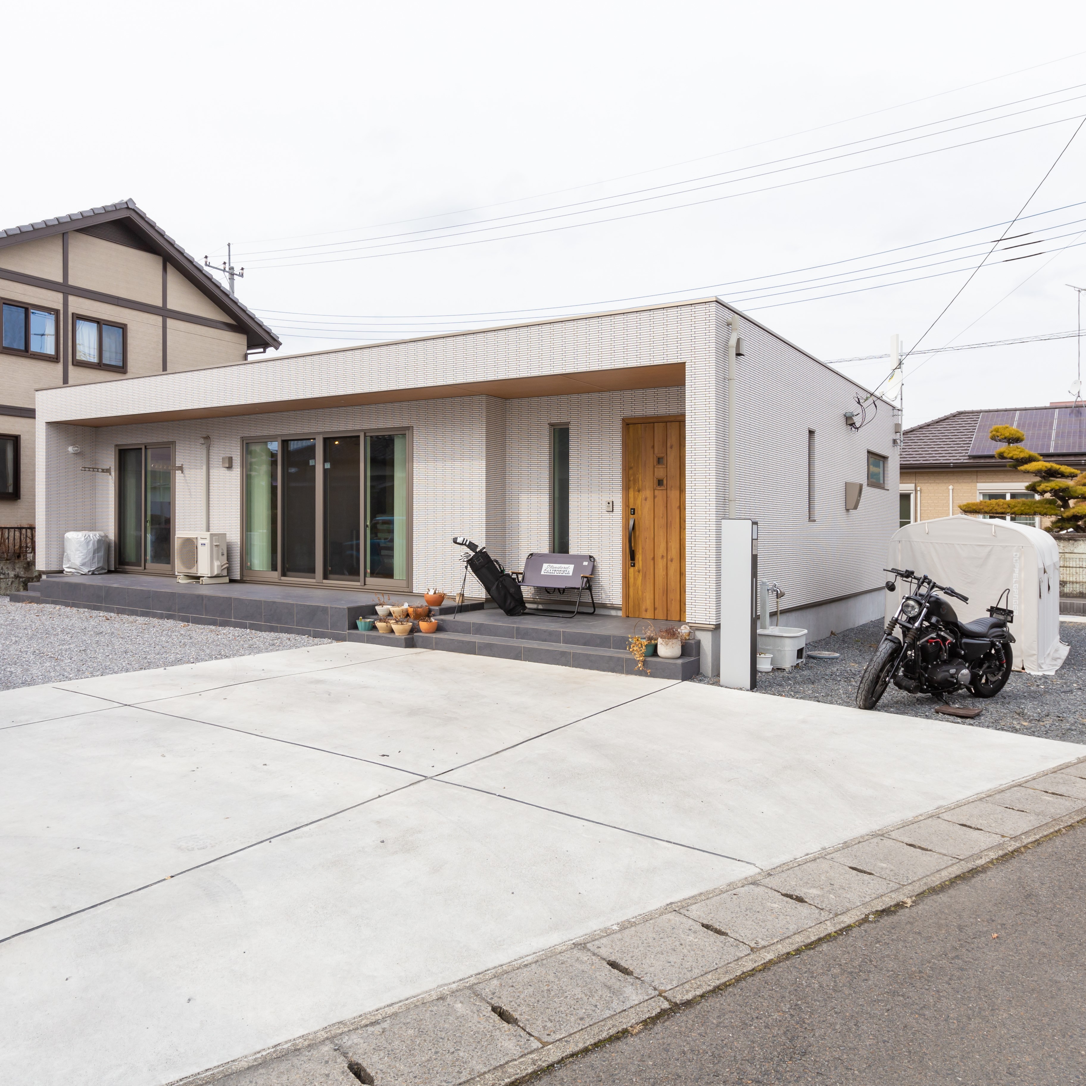 【29坪】大空間リビングとカフェ風インテリアの平屋