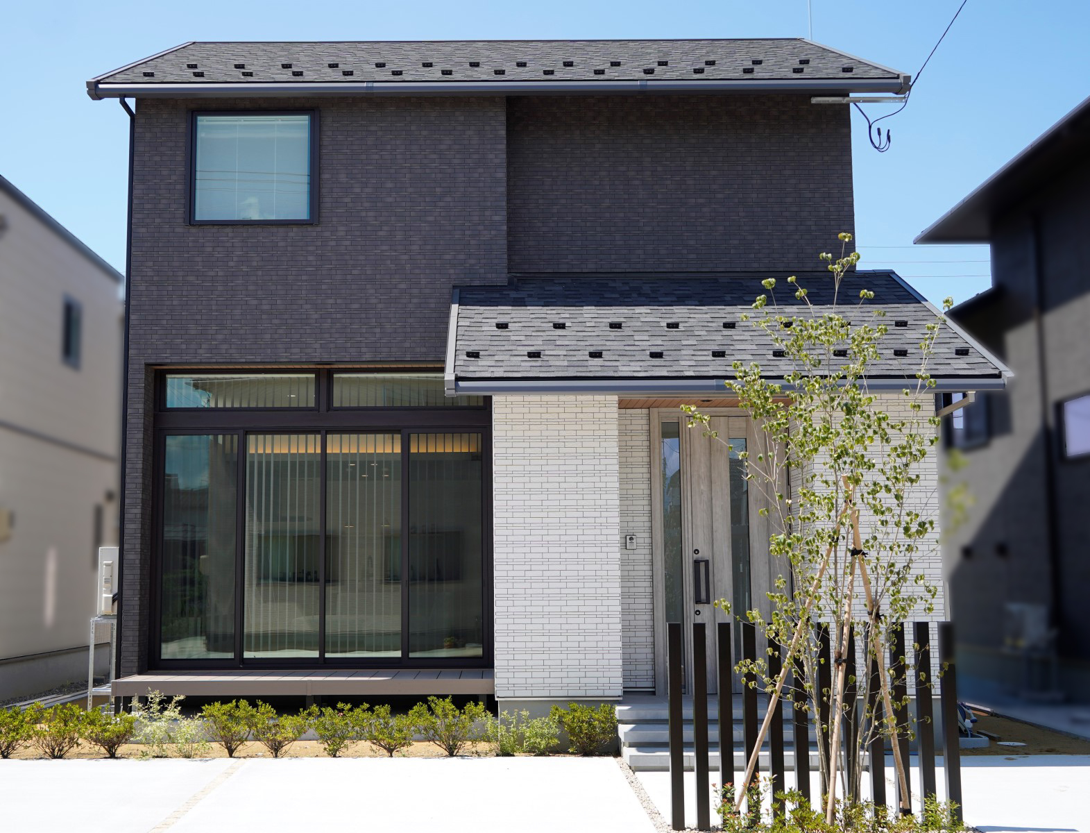 【33坪】3ｍ高天井、フルハイト建具、シームレスにつながる空間