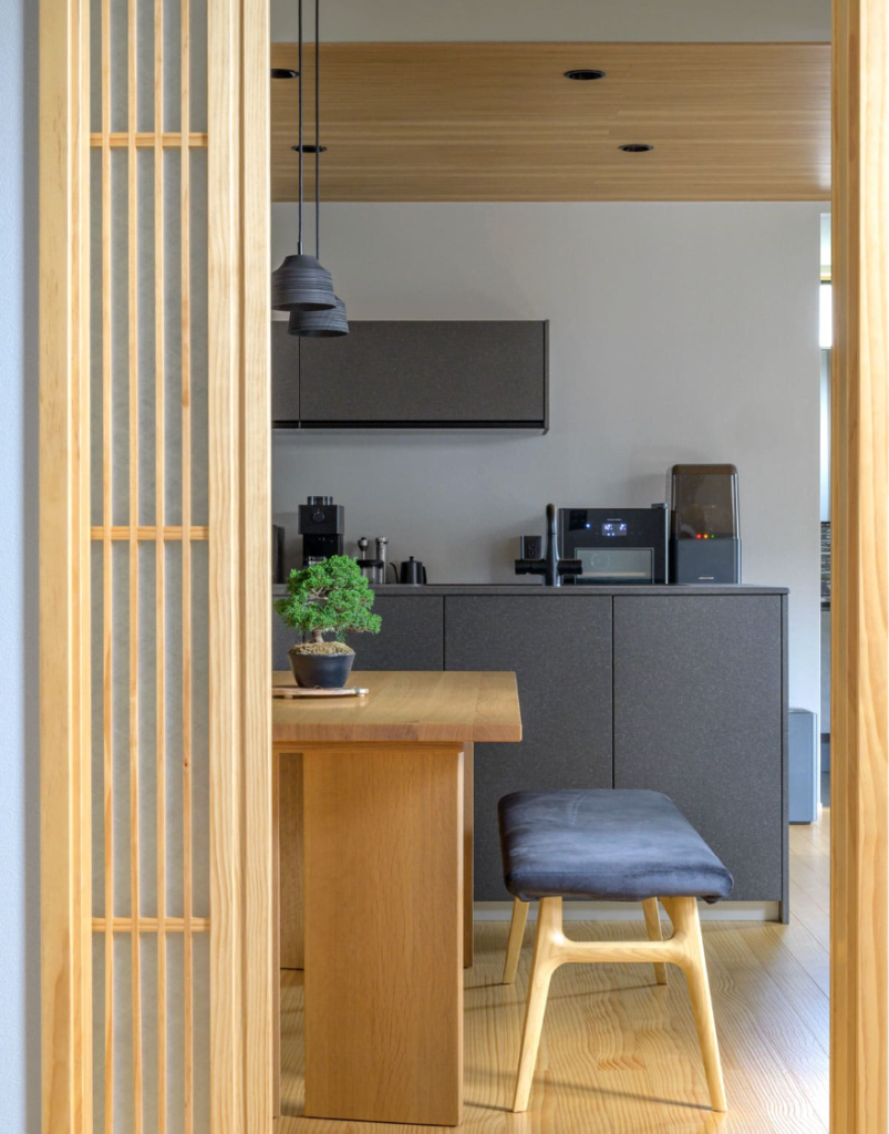 【37坪】和テイストが美しい、木の温もり漂う家3