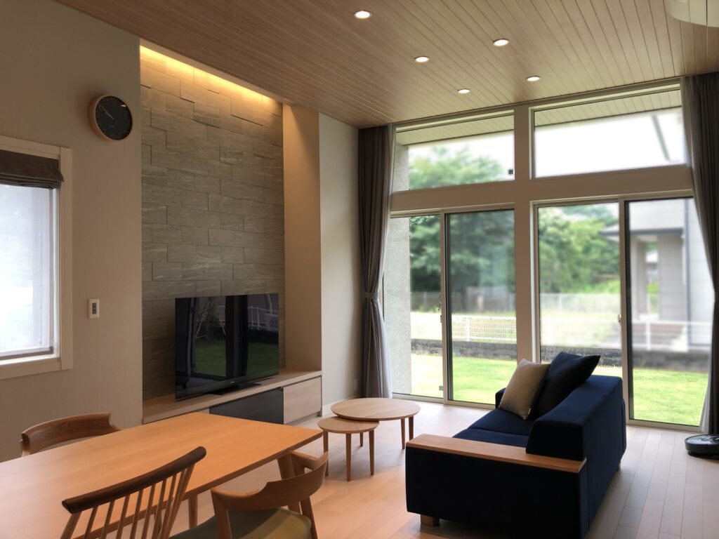 天井高3mのリビング