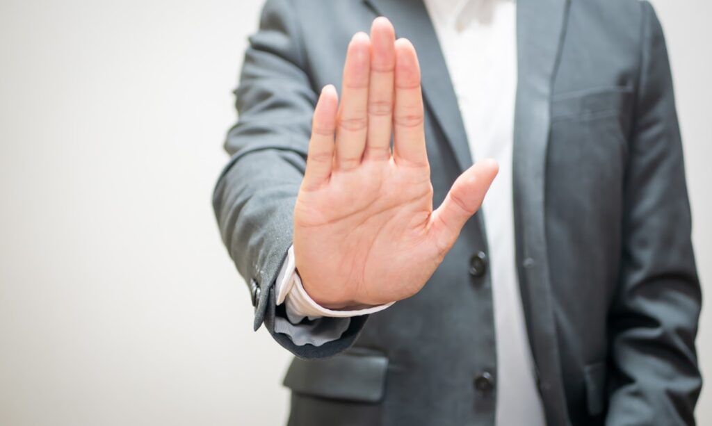 営業マンを断るお客さん