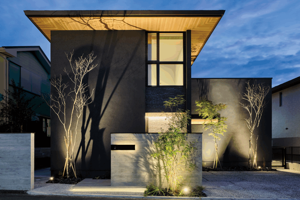 木質感あふれるLDKで、すっきり暮らせる家