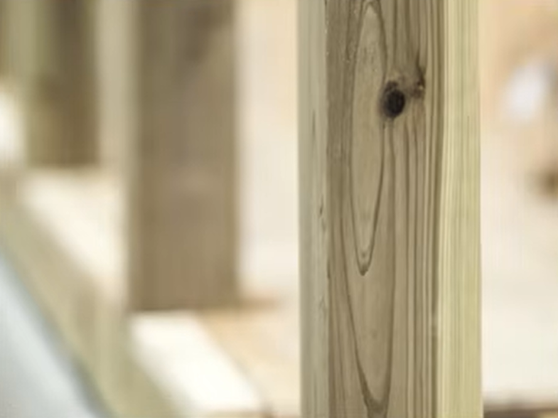 ウェルネストホームが使っている緑の柱