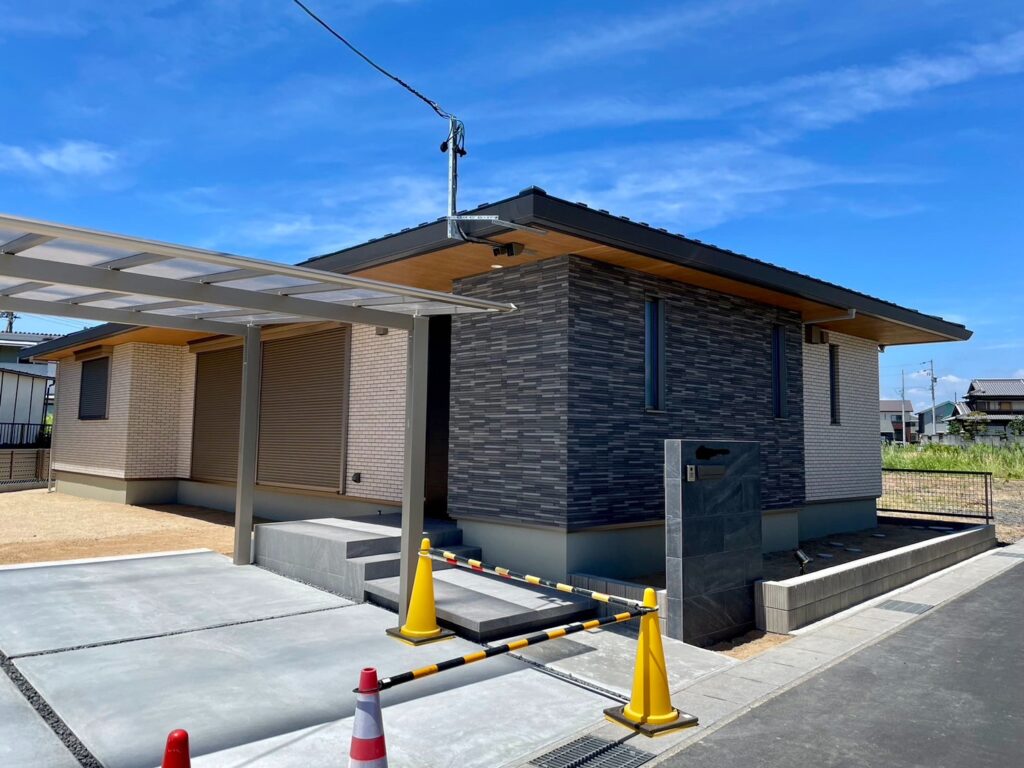 和モダンの注文住宅