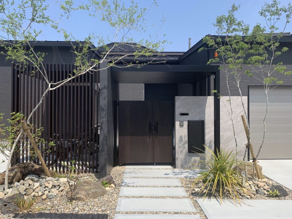 【55坪】ビルトインガレージ付きホテルライク住宅1