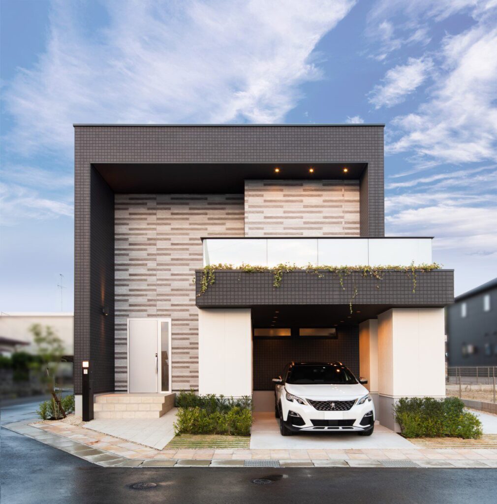 【41坪】THE GARAGE 徳川1