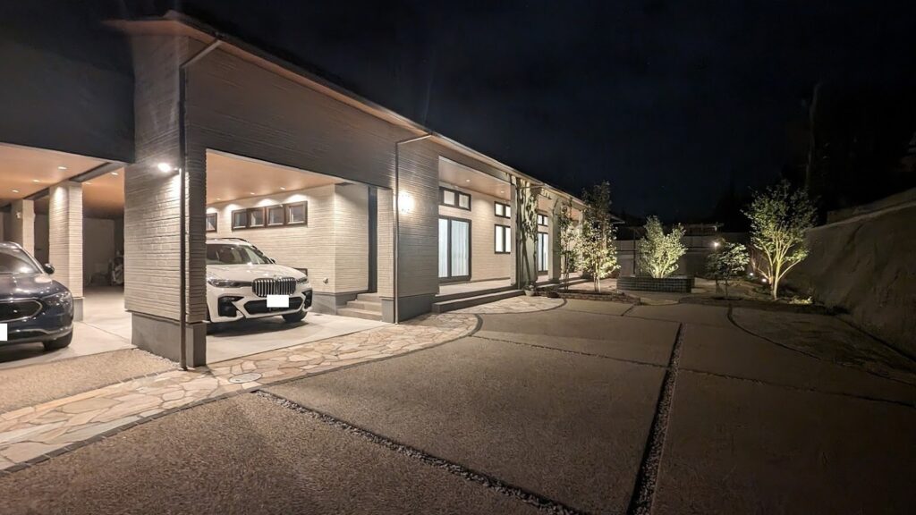 広いビルトインガレージ