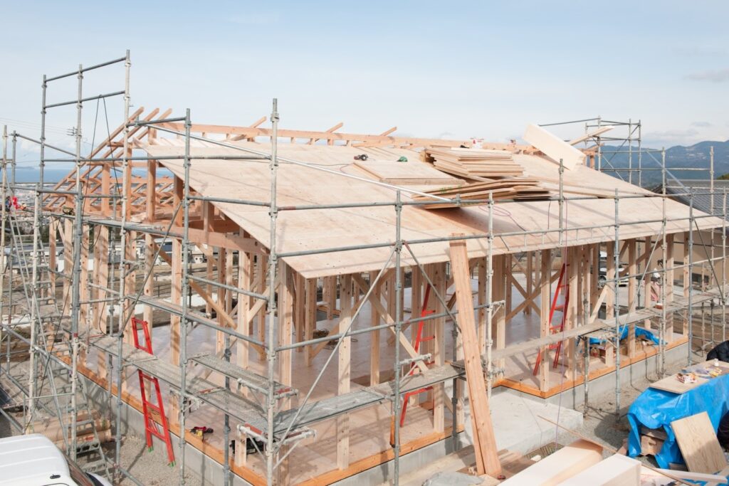 住宅の建築現場