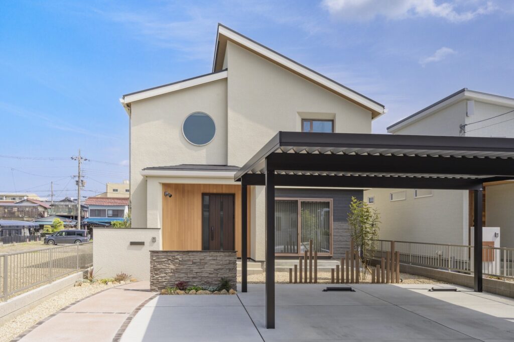 【39坪】木のぬくもりが漂う、味わいあるナチュラルモダンな住まい