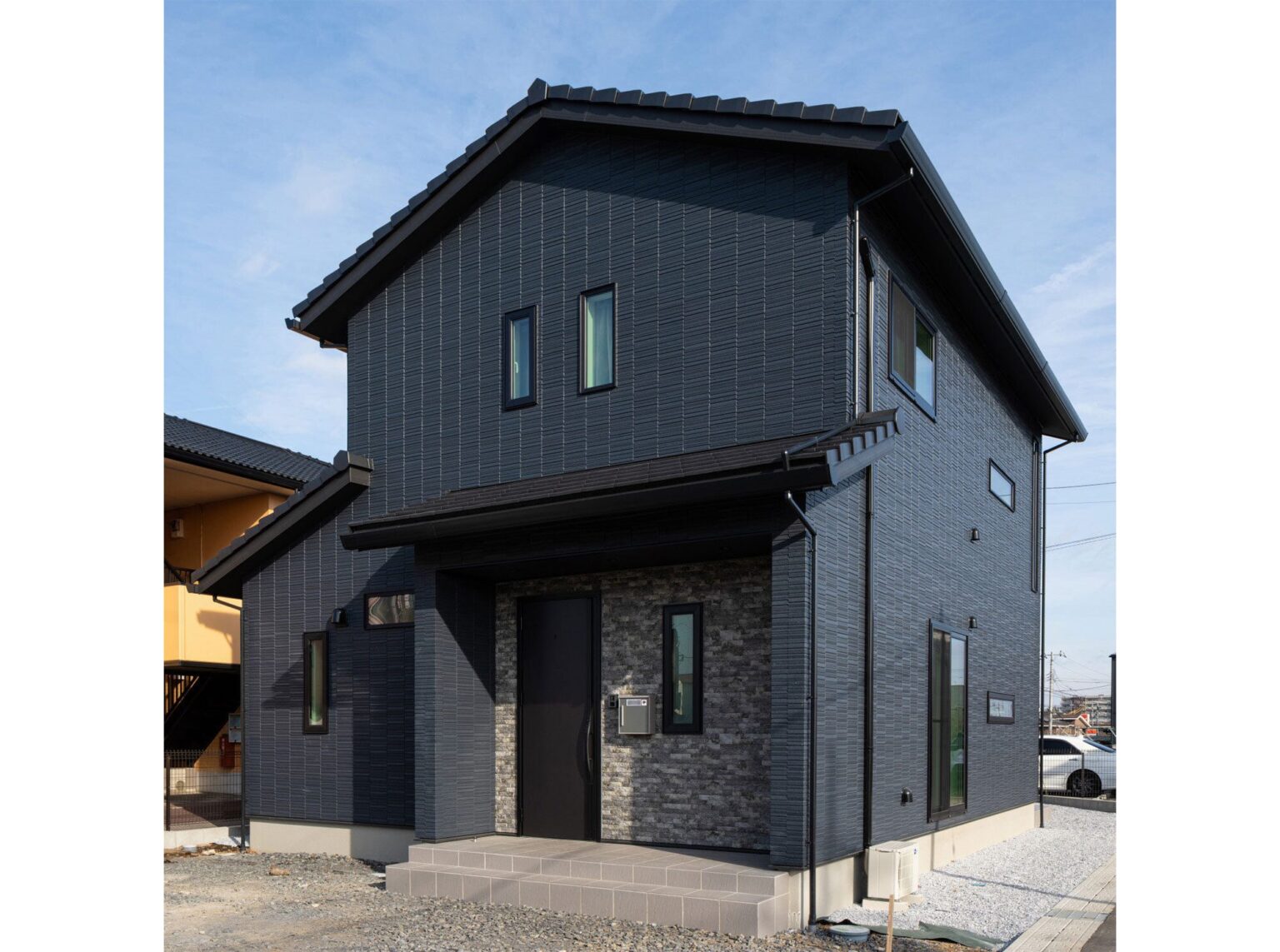 【2026】アイ工務店の外観はおしゃれ？ダサい？実例を交えてわかりやすく解説 | まかろにお動画資料館