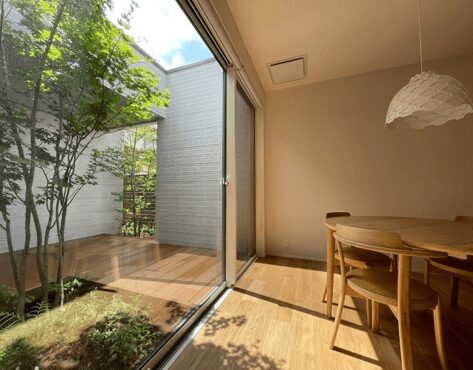 【47坪】中庭空間のあるイエ～軒下空間～2