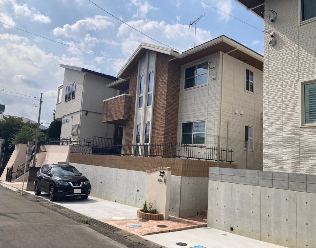 【34坪】一部タイル貼りのこだわりの住まい1