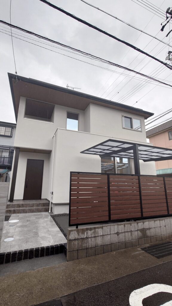 【37坪】和モダンの2階建で海外製食洗機がある高気密高断熱な住まい1