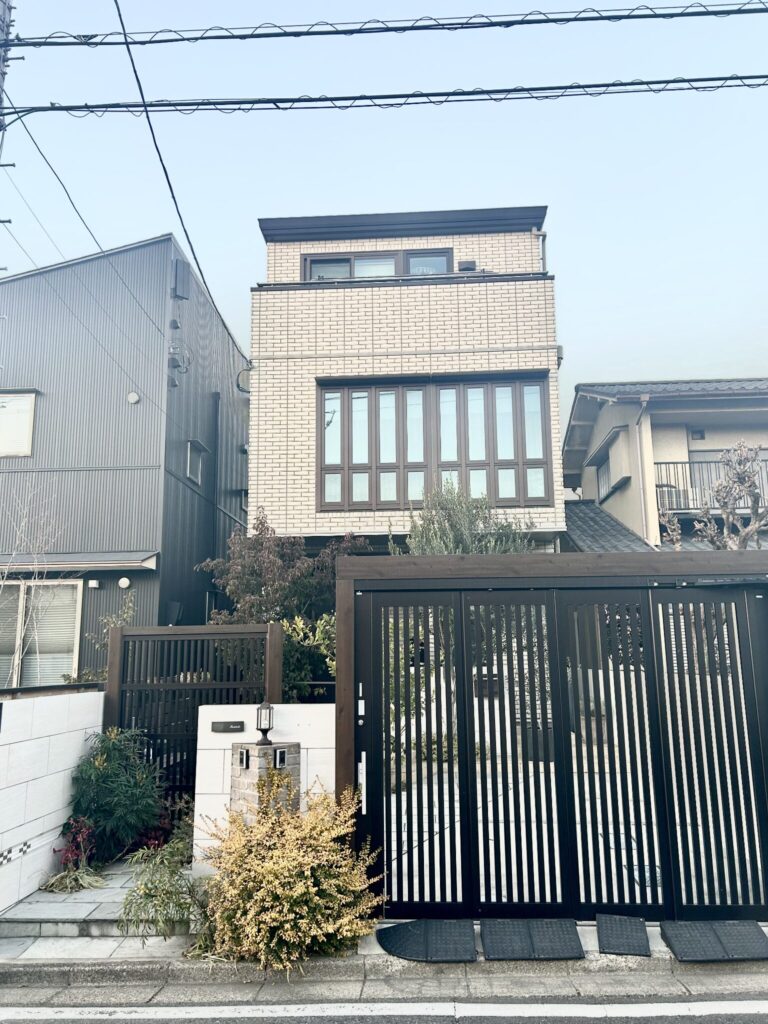 【41坪】H様 間口5.89Mの敷地を最大限活用した完全分離の二世帯住宅1