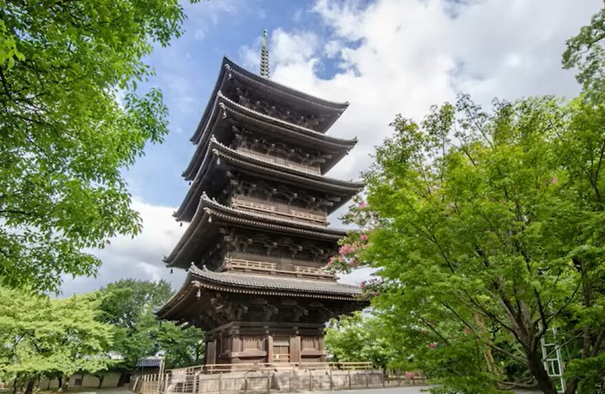 五重の塔などの歴史的建造物