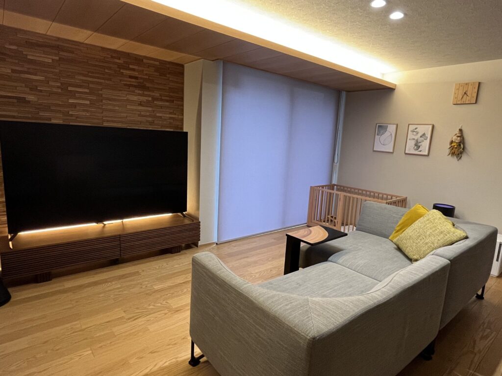 【35坪】シンプルモダンの2階建でファミリークローゼットがある家事が楽な住まい2