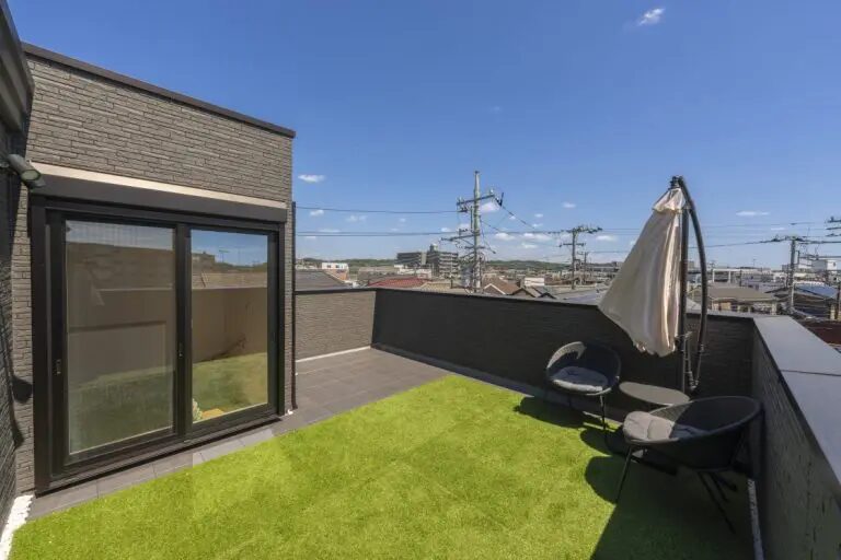 吹き抜けで家族のつながりを感じる住まい5