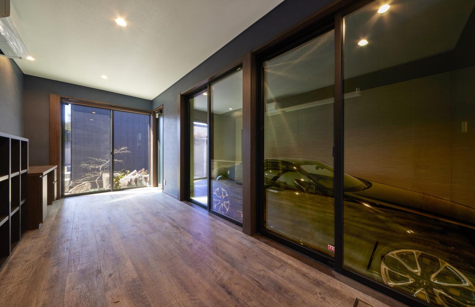 【84坪】ガレージと中庭の家