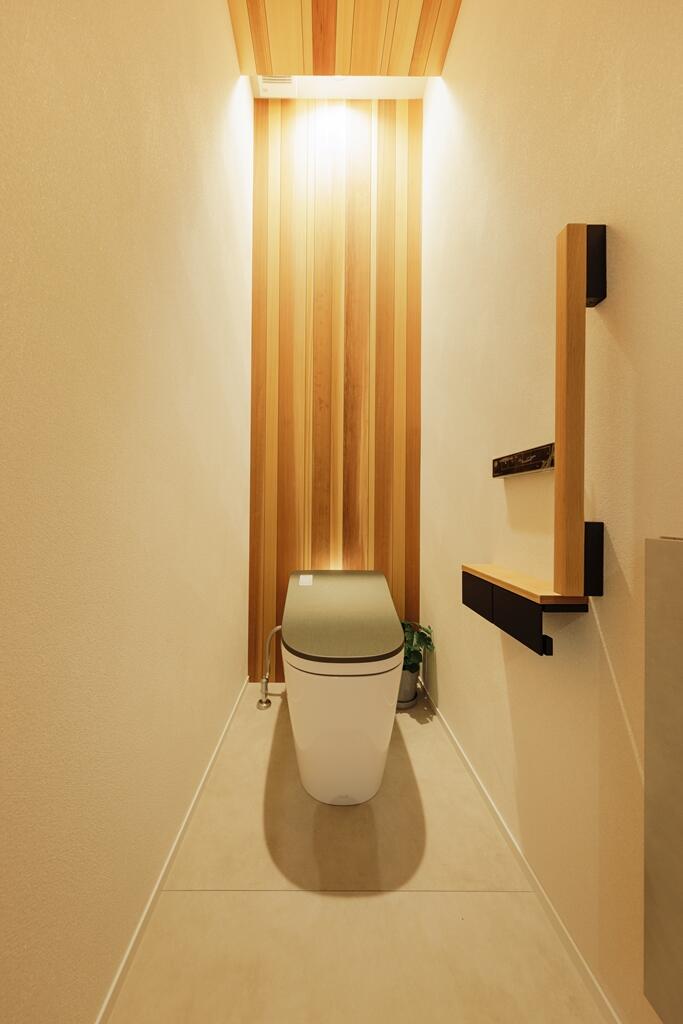 【33坪】閑静な住宅街に建つ、石貼りの外壁