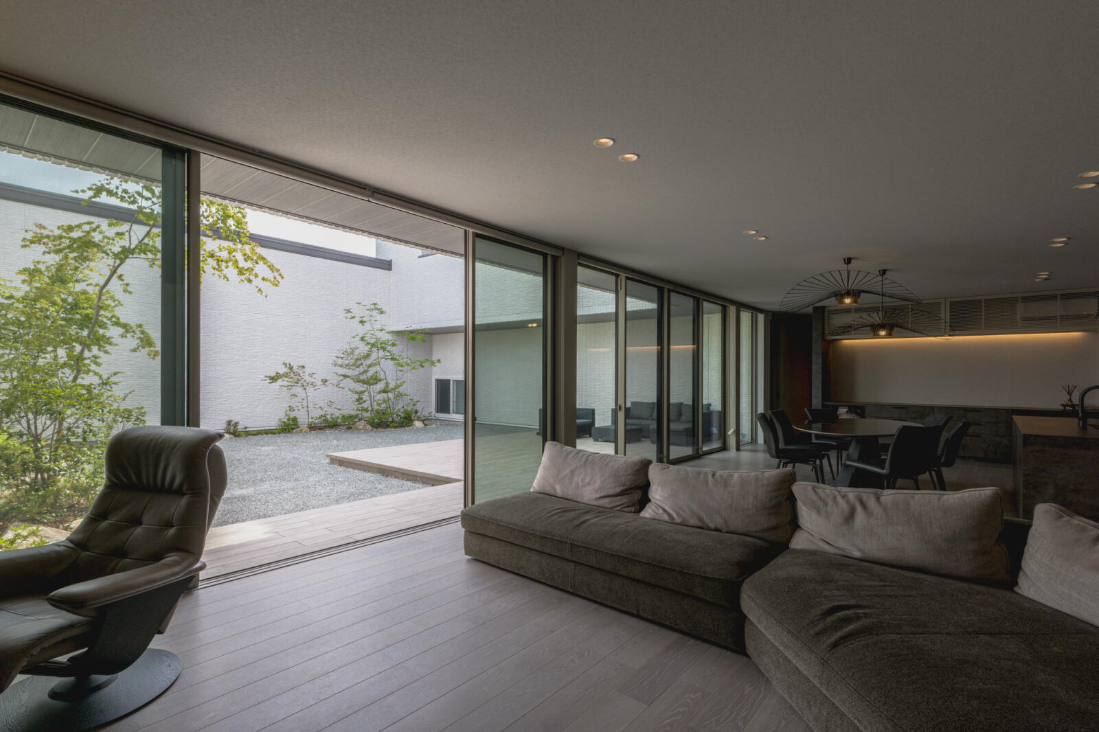 【131坪】静カニ暮ラス日々