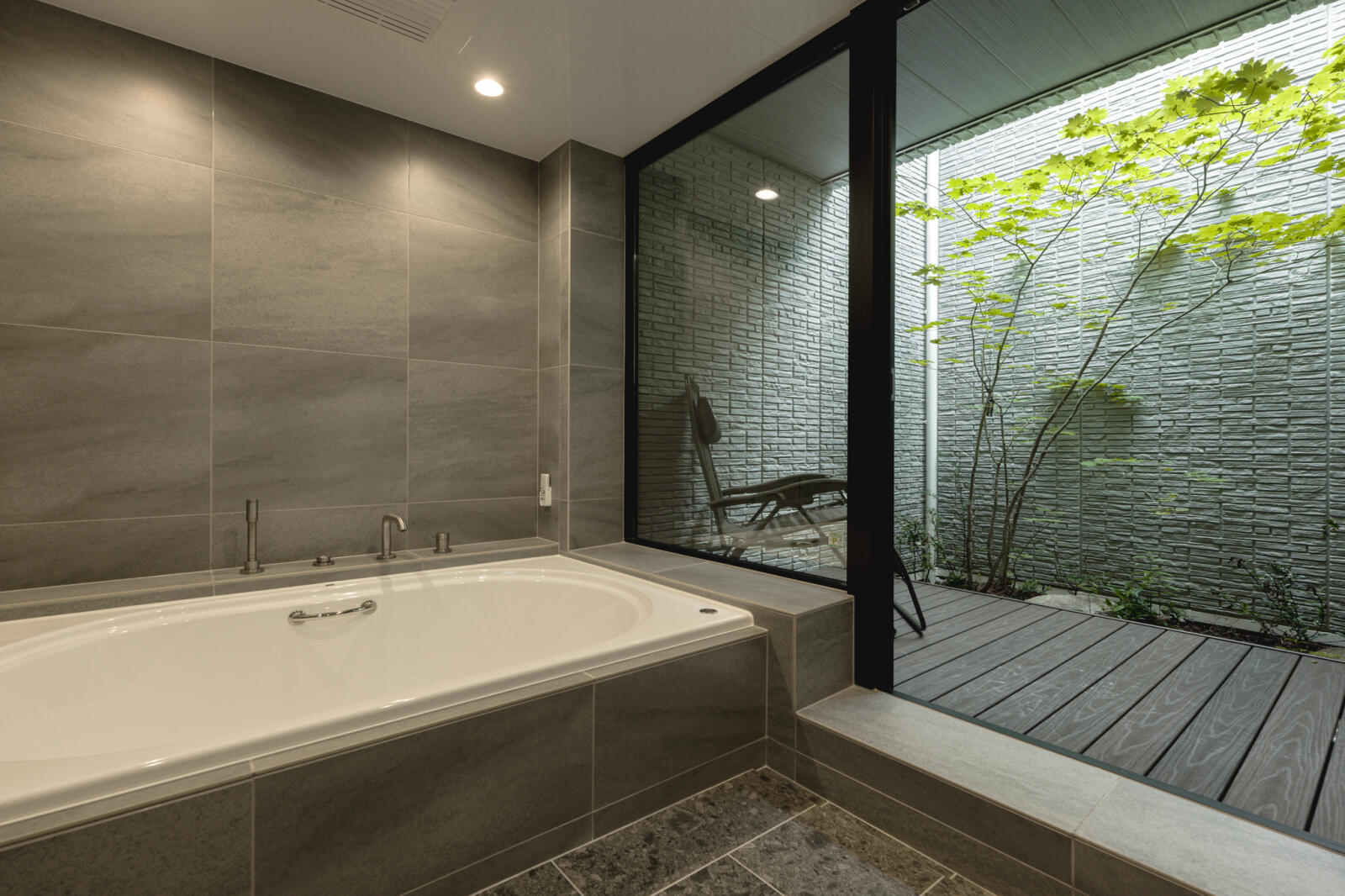 【131坪】静カニ暮ラス日々