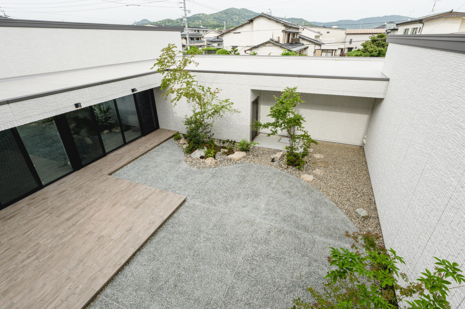 【131坪】静カニ暮ラス日々