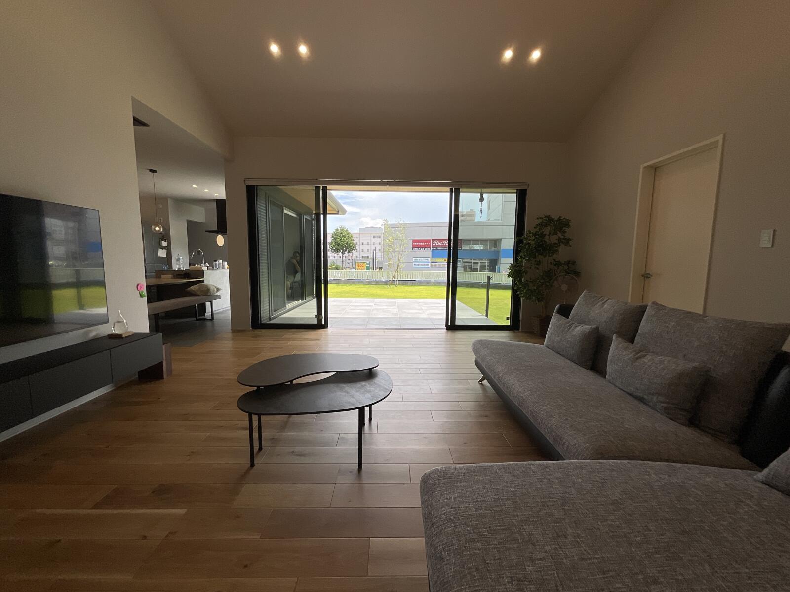 【38坪】受け継いだ広い庭を愉しむ