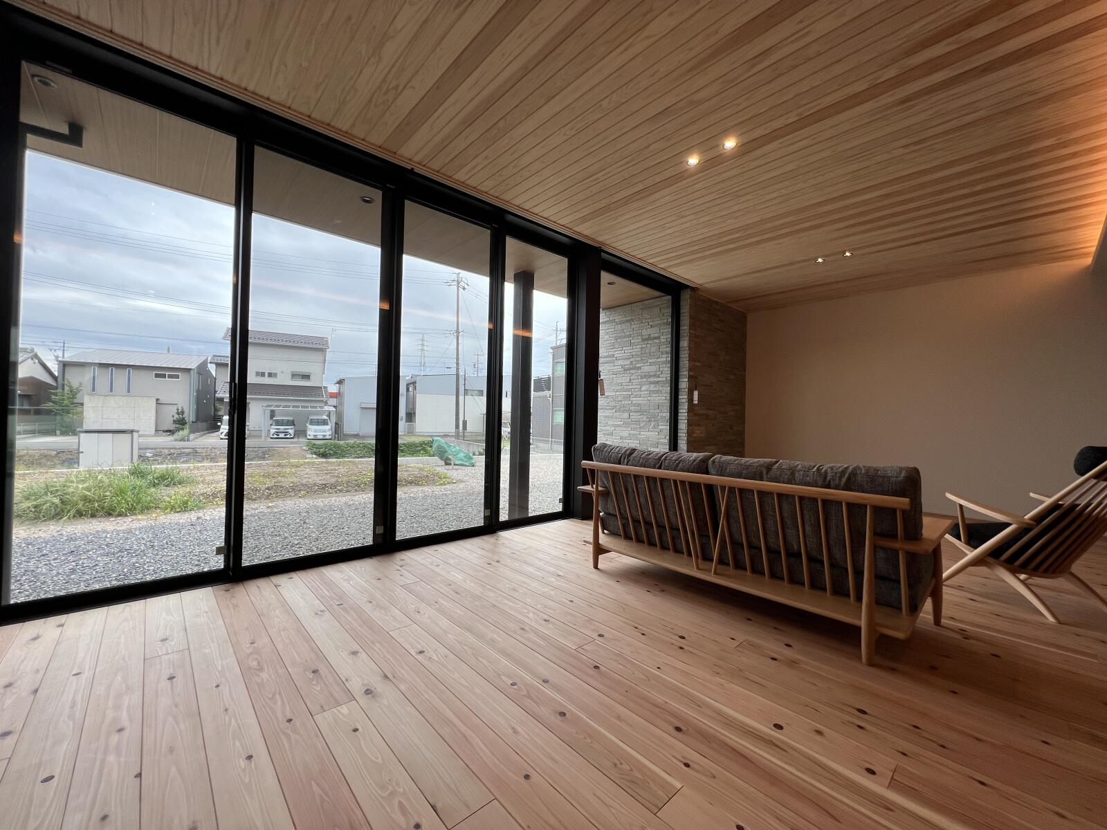 【62坪】天竜スギのある二世帯住宅