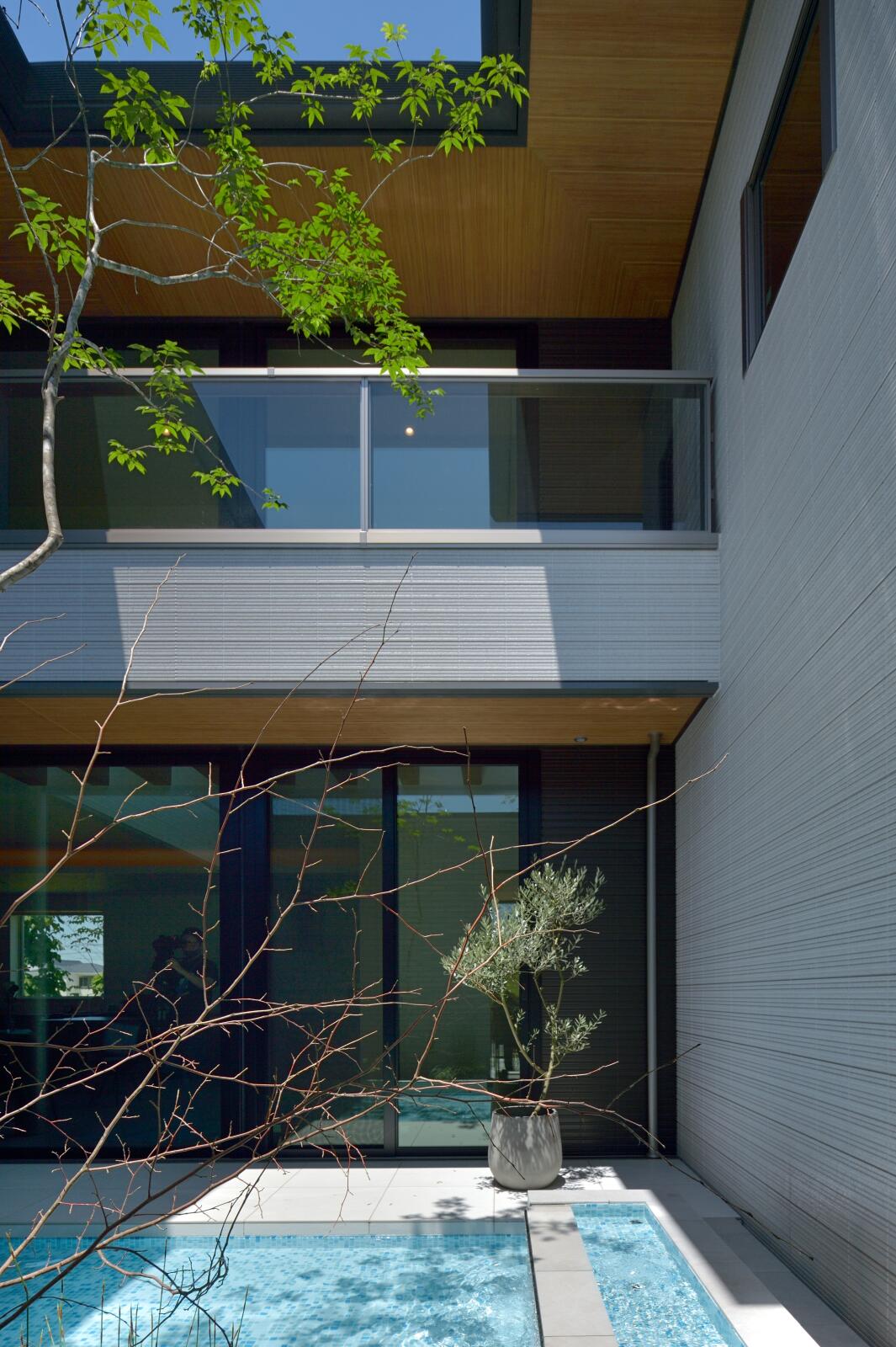 【84坪】水盤の中庭