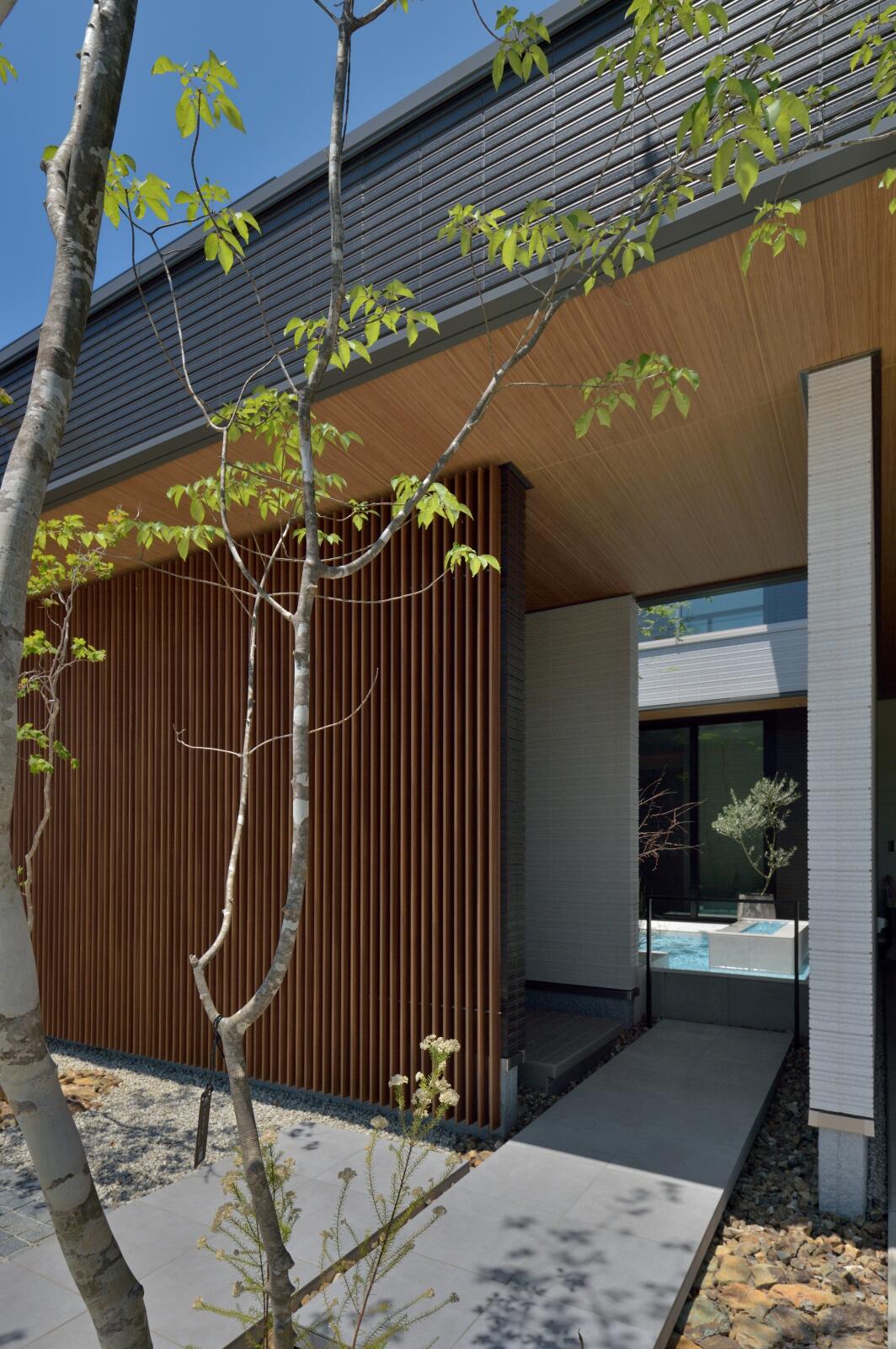 【84坪】水盤の中庭