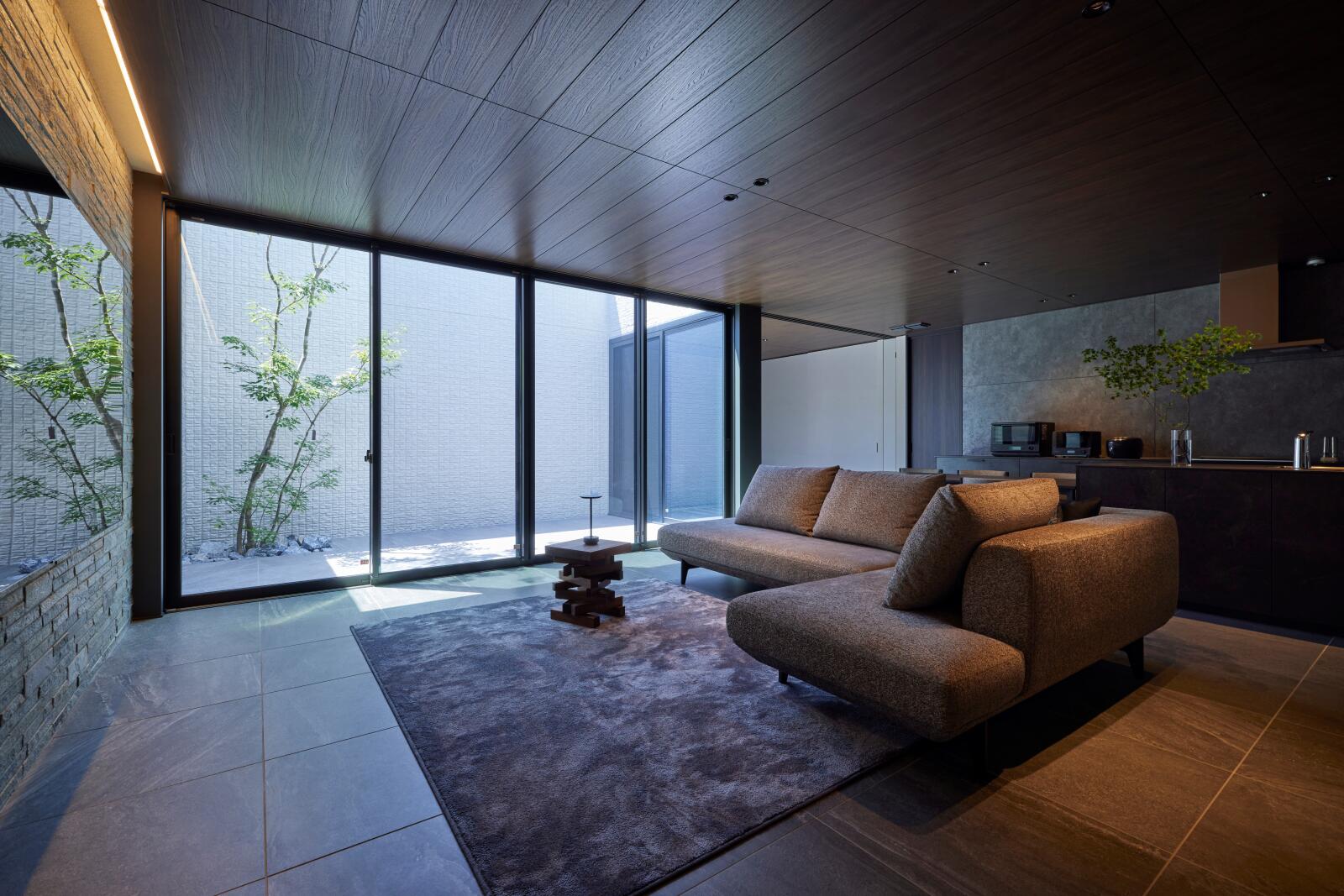 【54坪】都市型　内包される家