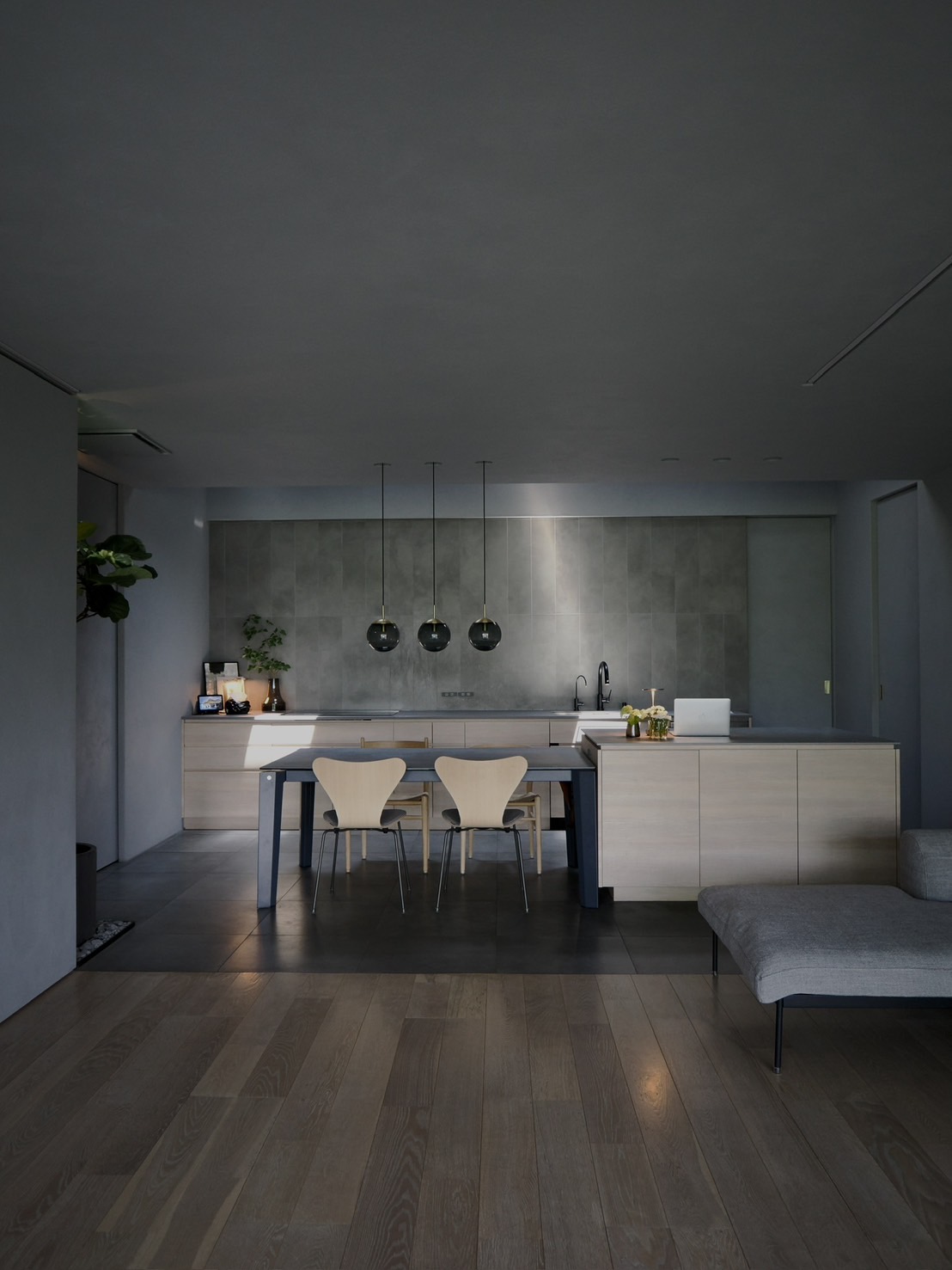 【54坪】深軒がつなぐ、自然と寄り添う平屋