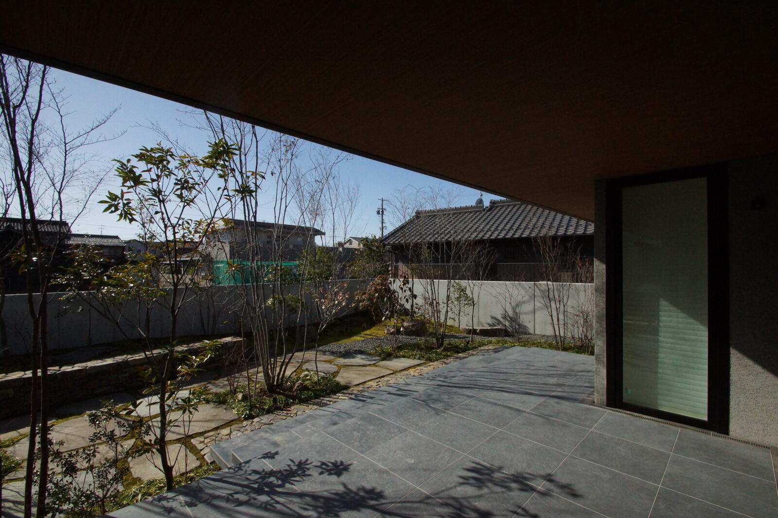 【54坪】深軒がつなぐ、自然と寄り添う平屋